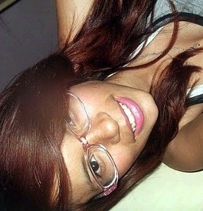 14 anos, solteira, bipolar, chata, muito ciumenta, irritante, feia, teimosa, metida, meiga, geminiana, follow-me ?