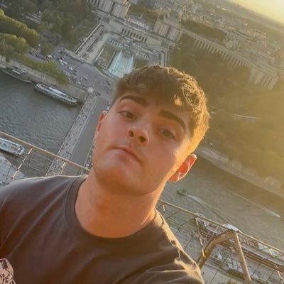 _cidalex's profile picture. Me gustan los dinosaurios. Intento de Teleco