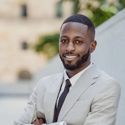 KarimoTawa73700's profile picture. An avid book reader