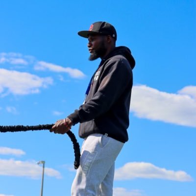Educator 🍎. Head track and field coach at Phillip O. Berry . Shaw U alum. USATF level 1