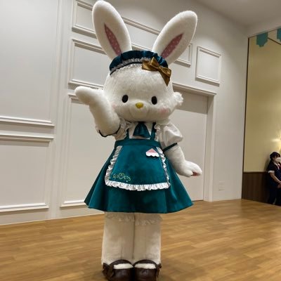 2024年3月26日からダーツをはじめた初心者です🔰スタバ好き☕️サンリオも好き🐇ディズニーも好き🐭King Gnu好き❤️カラオケは全力で歌う🎤🎵3人のママです。子供達はみんな大きくなったのでダーツをみんなで楽しくやってます！🎯自主練も頑張ってます！