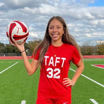 Midfield/Wing| L/R 🦶🏼|C/0 ‘26 |CE 08 ECNL |Taft V#32 |1st Team All District 29-6a| PremierFA 07| Athenians UWS ‘23 | ODP 21-23 |GPA 4.0 |jessiny.jjada08@gmail