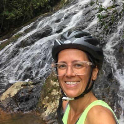 camila_wirth's profile picture. Blumenau SC Farmacêutica