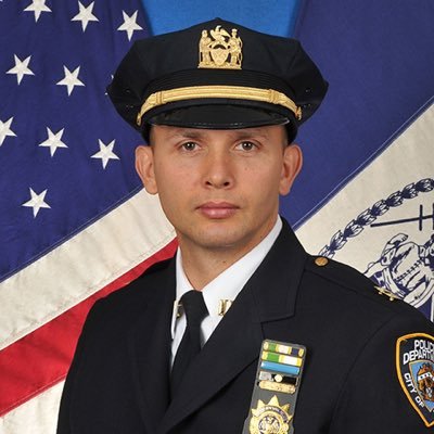 Deputy Inspector Isaac Soberal, Commanding Officer. The official Twitter of the 42nd Precinct. User policy: https://t.co/Fln1ZfzjUH