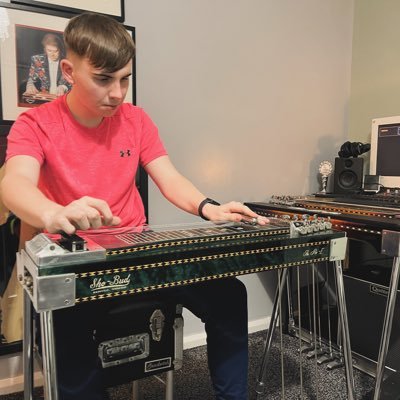 Pedal Steel Guitar, Leeds United, Scunthorpe United.