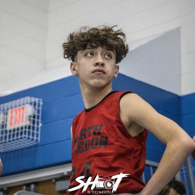 dylanchaves64's profile picture. sg/sf | 2028 | Manchester basketball | 5’6 , 115lbs | football wr/Db 2 sport student athlete. Dm me to get in contact