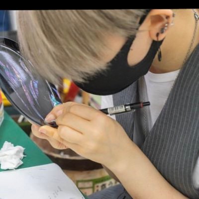 鳥取出身、京都で蒔絵の勉強中。 【 サブカル×伝統工芸】 漆・イラスト・ドール・縫い物何でもします