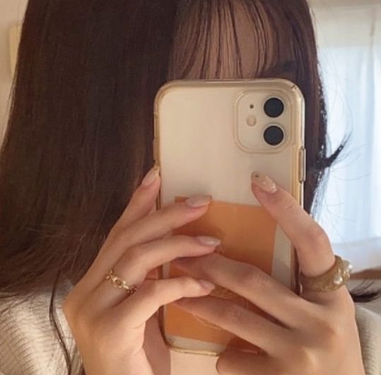 19歳/159せんち/Icup/OL/えろいひと募集中/フォローしてくれたらDMしますね😘