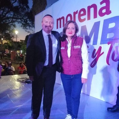 Abogado. Catedrático. Convencido en que trabajando por nuestra sociedad lograremos un mejor México. Cero tolerancia a la corrupción.