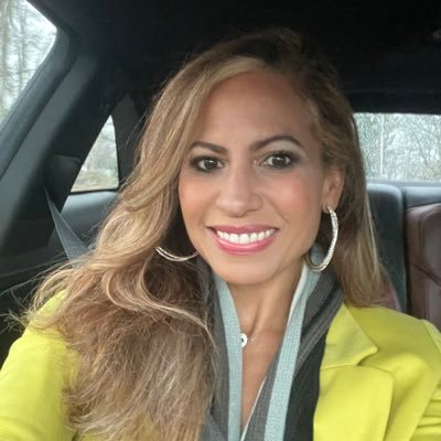 Social #Entrepreneur, #Educator, #Hispanicmarket #latinaleader Mamacita of a rave'n Boston Red Sox fan! https://t.co/StlIikprhn and https://t.co/js2pbXSuIH