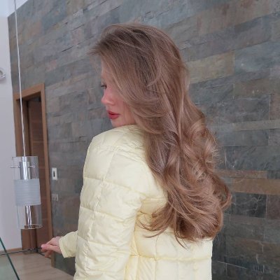 _LovelySusan's profile picture. Liar please stay away from me👩‍⚖️
I won't ask anyone for money, and I won't give anyone money
🚫DMs
