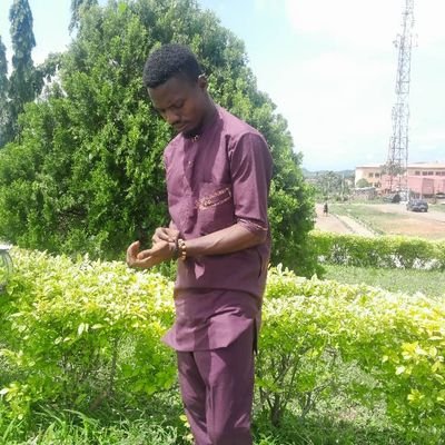 salawutom87988's profile picture. 