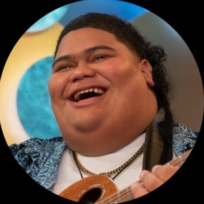 Tongan/samoan/Irish musician 🤙🏾 ‘’why kikI’’ out now!