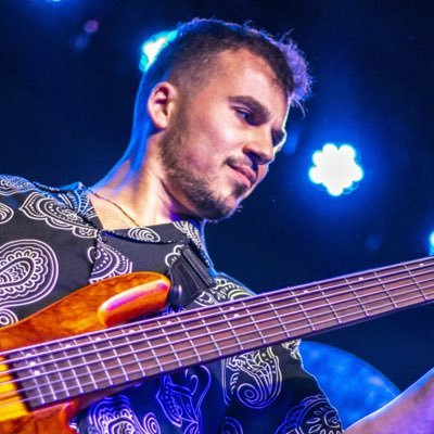 indie dev 👾 software engineer 🧑🏻💻 bassist 🎸 tsla ⚡️doge 🐕 founder of @mars_gamedev 🚀 DEMO BELOW