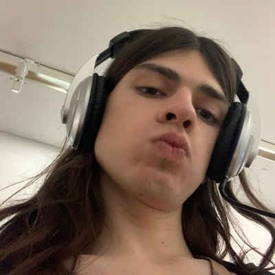 virginfilleslay Profile Picture