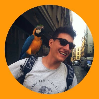 Lorenzo, 32.
Storie, libri, film, notizie e tutto quello che mette curiosità.
Refusi nei post.