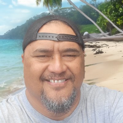 What's up guy's my name is Jeff, I go by FreelanceJeff. I'm from the island of Oahu, I'm here to help people make money online with Master Resell Rights Roadmap