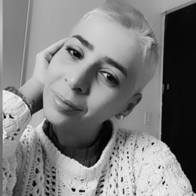 janinhasantos24's profile picture. líder de pessoas, cristã, esposa e mãe do Dé e da Vale!