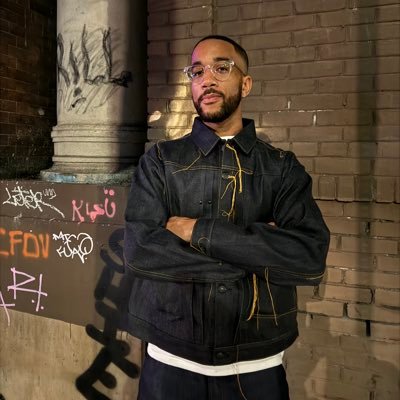 CanaryYellowDad's profile picture. Photographer. Playa Del Rey elementary 🎨 boy