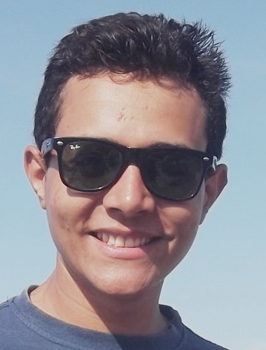 Fazer um amigo é um dom, ter um amigo é uma graça, conservar um amigo é uma virtude, mas, ter eu como amigo, fala sério, é uma honra!