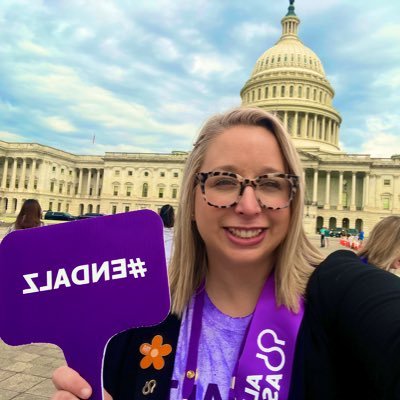 Alzheimer’s and dementia advocate, licensed social worker, grassroots organizer,ally, weightlifter. Views are my own. #ENDALZ #NYSAlzAdvocacy @NYSALZ