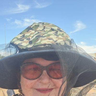 proud Granny, 🐶🐕lover, gardener, traveller, self funded retiree, proud 🇦🇺 UNVAXED, voted NO & very concerned about our great country.  
  NO DM PLEASE‼️