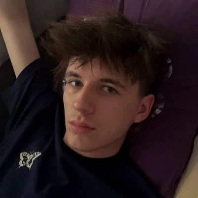 wskrzypczak_'s profile picture. peace, love and beer