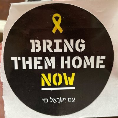 Aufgewachsen in Nettetal, Wahlheimat Wuppertal. Seit meiner Jugend interessiert an Religion, Politik und Rock&Roll.
Zweitwohnsitz @liepinsandrejs.bsky.social