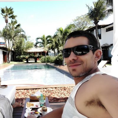 veronica8324's profile picture. 