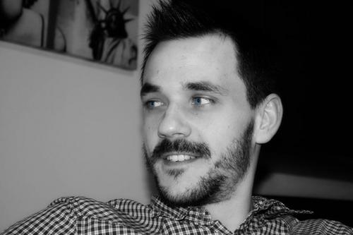 jorge_faci's profile picture. Explorando Zaragoza, su gente, su cultura, su vida callejera... ¿Con qué nos sorprenderá hoy?