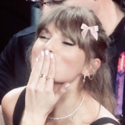 swiftiespoet Profile Picture