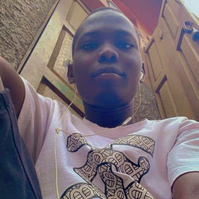 h_haidar12's profile picture. Trust no one