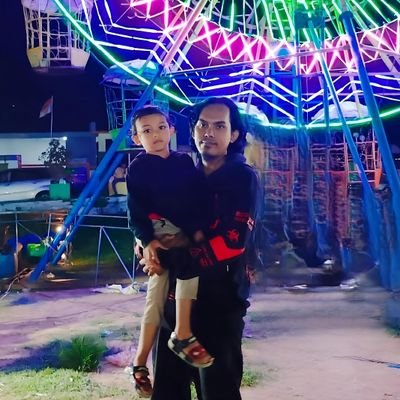 andriantohusa's profile picture. 