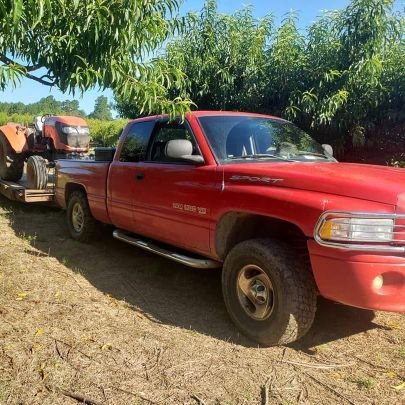 Weather nerd sharing weather nerd things. Skywarn Spotter/Twister Enthusiast/ Red 2nd Gen Dodge Ram owner