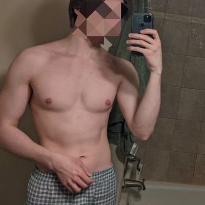 Hey guys, I'm a 21 year old nerd and college student. I love DND, video games, and showing off my body! Check out my Onlyfans or PM me for custom videos. 💕