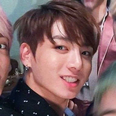 25.
enamorada de un golden retriever, mejor conocido como jeon jungkook.
`• sope supremacy •`