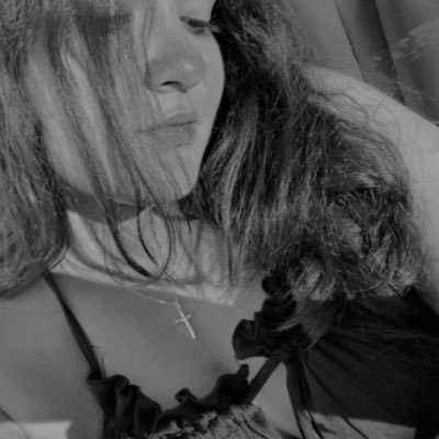 natmaarie's profile picture. no es solo vivir, es sentirse vivo