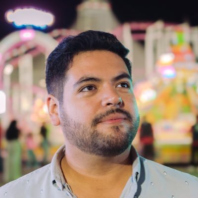 Un chico en sus treintas, buscándole el sentido a la vida, compartiendo experiencias y disfrutando de las cosas sencillas del día a día.