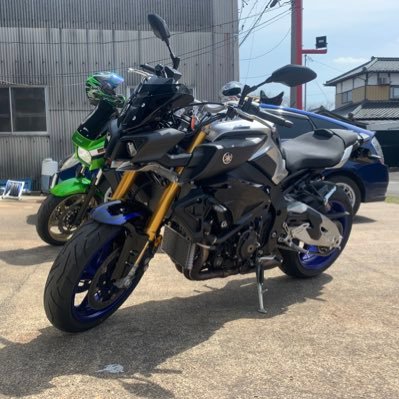 動いてないシルビア所有者。最近はもっぱらゴルフ。バイク買った。MT-10SP