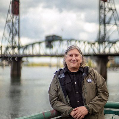 Native Portlander & good sense candidate for District 4 dedicated to revitalizing our city. Let's reboot PDX together and advocate for our neighborhoods.