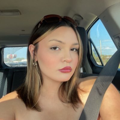 _maylafontaine's profile picture. 👻: may.lafontaine