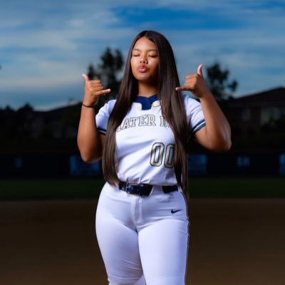 Class of 2026’•Mater Dei Catholic HS• Athletics Mercado Hovermale 16u| Catcher/3rd/1st | 3.8 GPA | #8 ranked in top Elite 100 by Extra Inning |🥎| #15 |