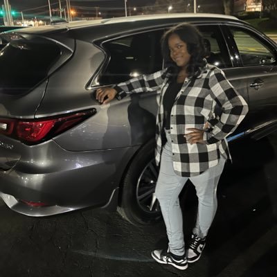 single mother that do the damn right thang ! I’m a real cool female you will ever meet I’m that bitch.