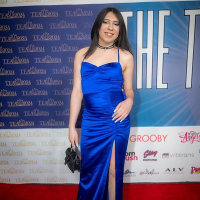 18+ only - Porn Actress who loves cars. 🏳️⚧️ Booking email: neciarcher@gmail.com (can travel)(for studios)