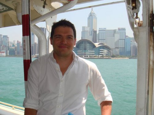 JDBuma's profile picture. Director, entrepreneur, family man, sports fanatic, marketing, new media, new concepts, Olympic gold medal winner 2000