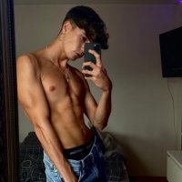 yxmgtrxll_ (@yxmgtrxll_) 's Twitter Profile Photo