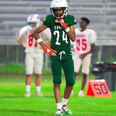 archbishop shaw co‘27 | | db | 5’10 120 pounds | New Orleans Louisiana | 3.8 gpa| insta-yvngg.jai5x( stay blessed🙏🏾)