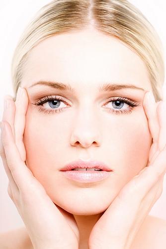 AlmatyEstetica's profile picture. Tomamos en serio la belleza y la salud de la mujer venezolana.
Parque Central, Edificio San Martin, Avenida Lecuna, local CL-38.
Tel: 0212 - 5777797