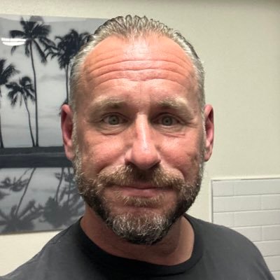 media technology sales veteran, father of 3,foodie/wino, avid reader, envelope pusher, outside the box thinker, philly transplant, vinyl junkie