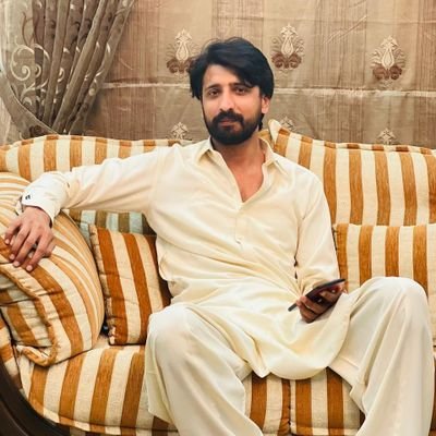 NomiShekh's profile picture. Typing............